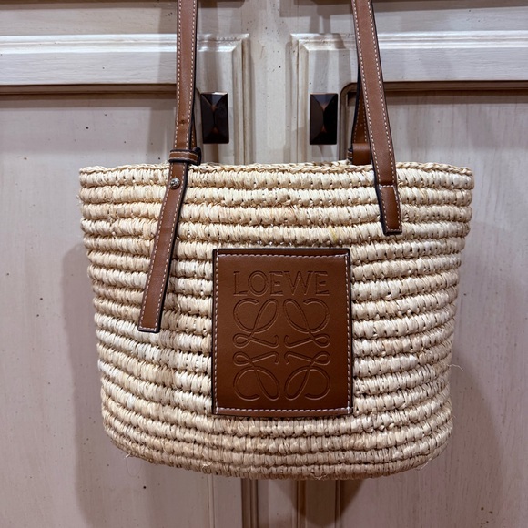Loewe Basket Tote! Brown leather, straw bag! - Picture 2 of 7